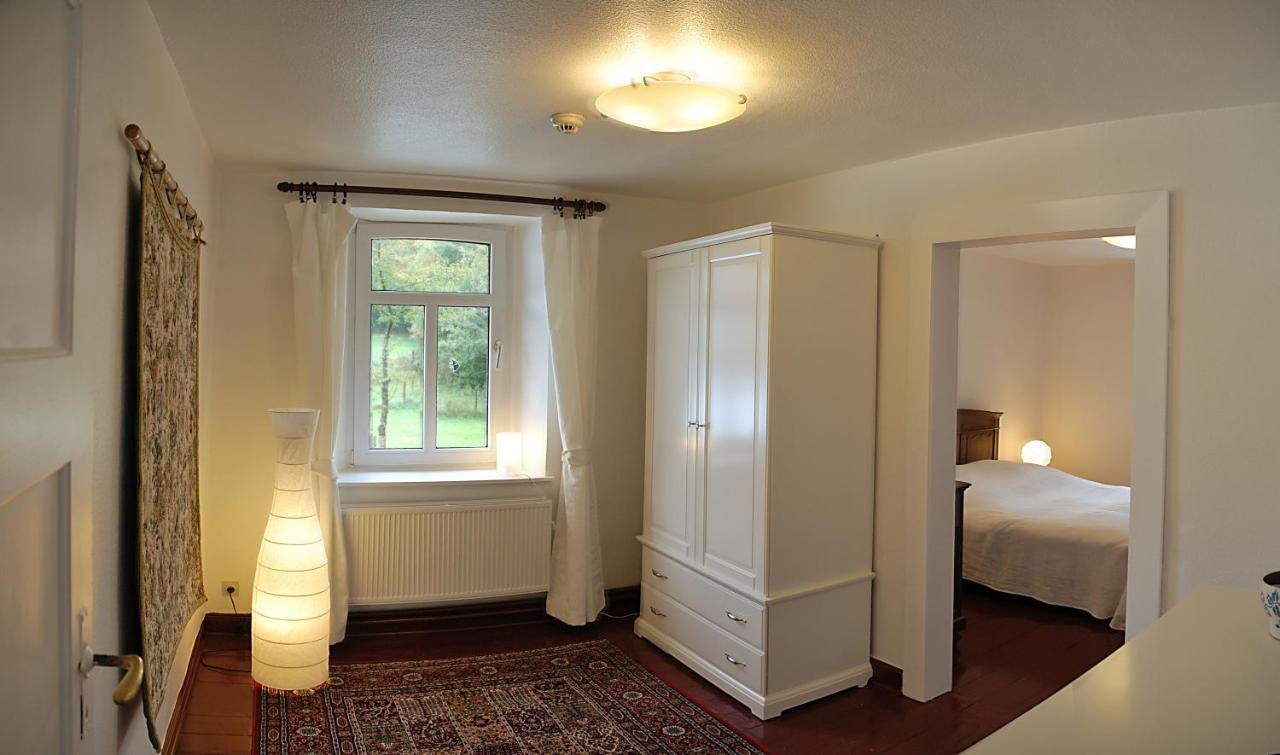 Ruhiges, Gemuetliches Ferienhaus Mit Grossem Garten Waimes Luaran gambar