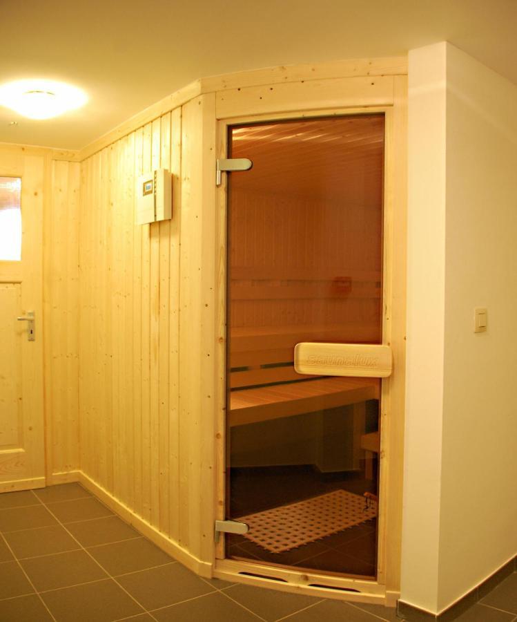Ruhiges, Gemuetliches Ferienhaus Mit Grossem Garten Waimes Luaran gambar